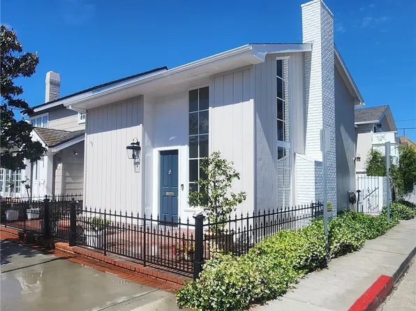 137 Topaz Ave, Newport Beach, CA 92662