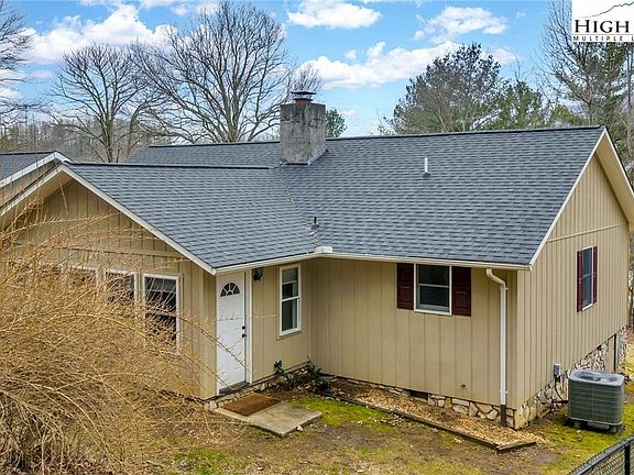 3rd image of 133 Brandiwood Est Drive