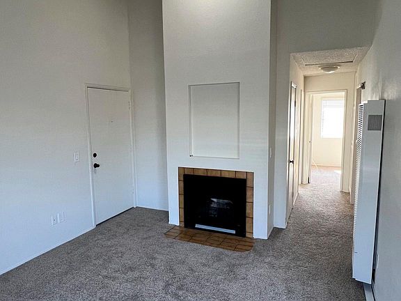 2nd image of 3993 Kansas St #8