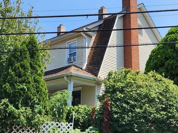 19 Valley Rd #A