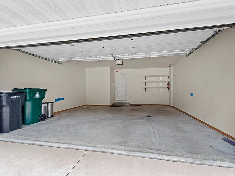 945 Harwood Ave — Photo 34