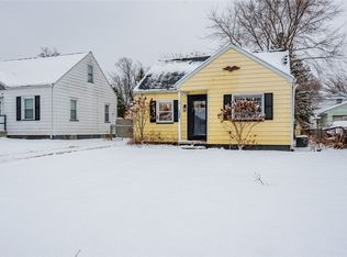 157 Leonard Rd, Rochester, NY 14616