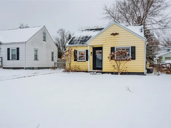 157 Leonard Rd, Rochester, NY 14616