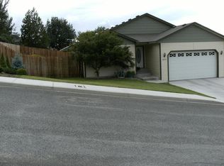 825 Louise Way, Sunnyside, WA