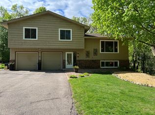 14921 Williston Ln, Minnetonka, MN 55345