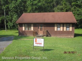5008 Pinewood Ct, Winston Salem, NC 27106