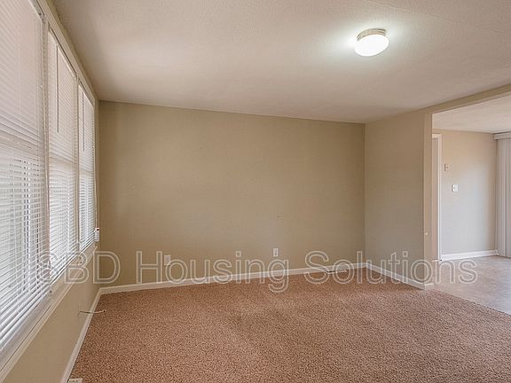 3rd image of 1740 Sinnot Cir