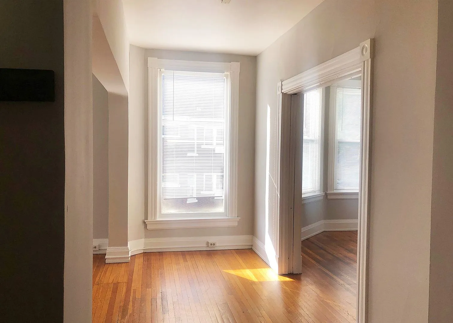 Howell 344-348 — Photo 1