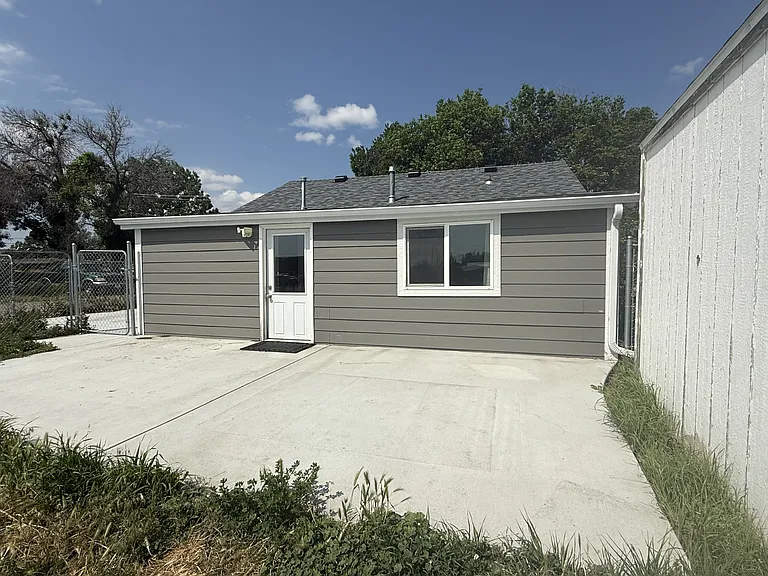 1303 Lake Elmo Dr — Photo 3