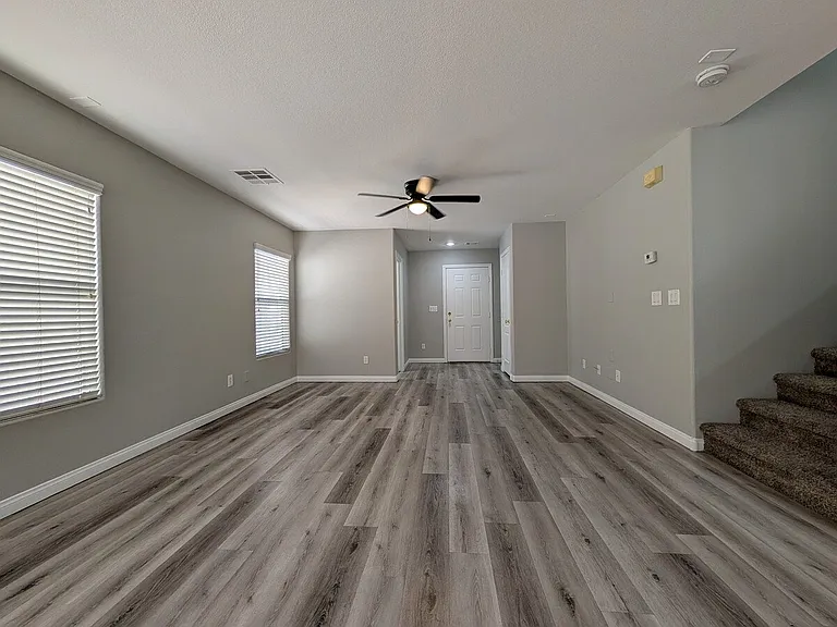 134 Cosmos Ct — Photo 1