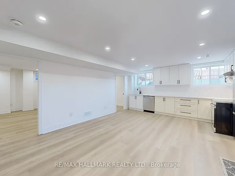 534 Coronation Rd #BASEMENT — Photo 8