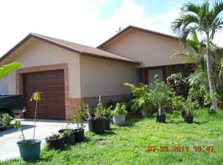 2343 Cody St, Hollywood, FL 33020