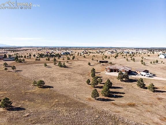 3rd image of 18365 Pinon Park Rd