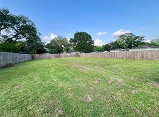 506 Georgia Ave, League City, TX 77573