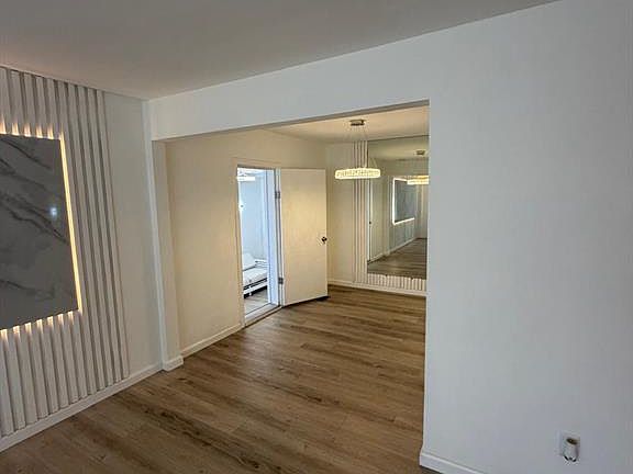 4th image of 340 Wedge Dr