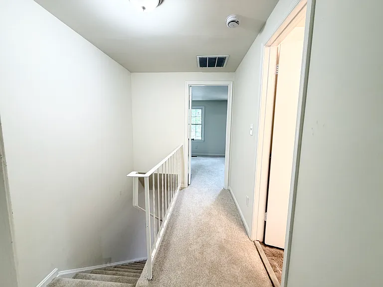 20503 Strath Haven Dr — Photo 12