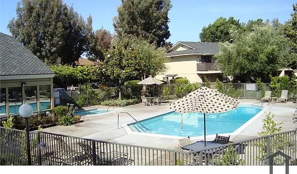 1930 Almaden Rd #1 — Photo 5