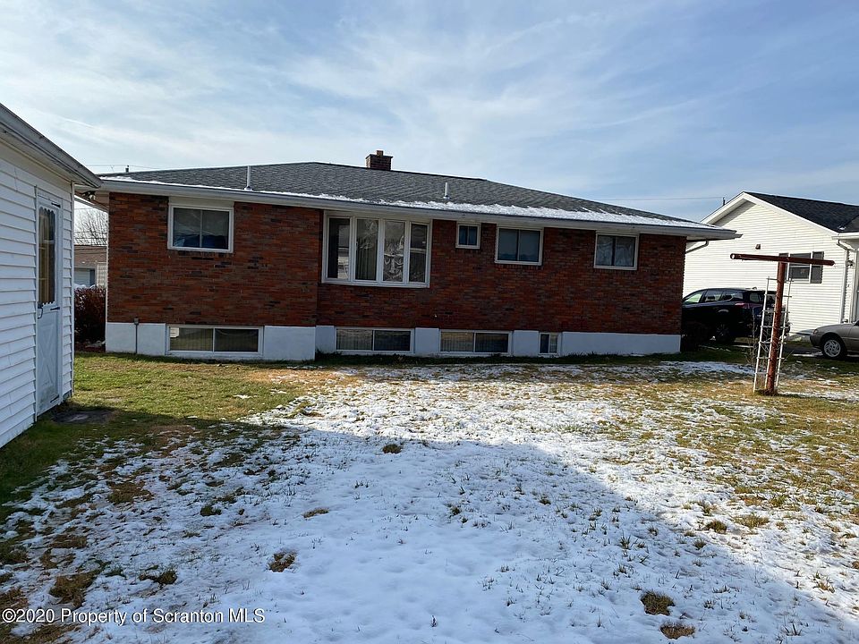 2nd image of 417 Sibley Ave