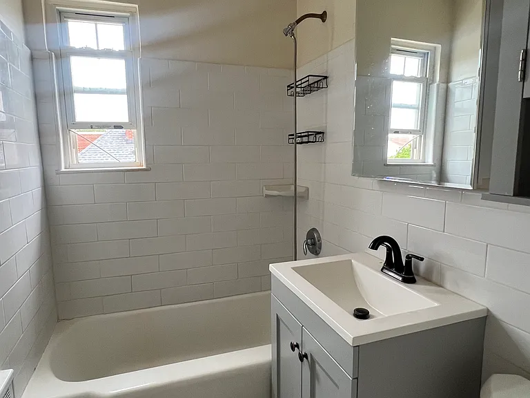222 N Arlington Ave #P1 — Photo 2
