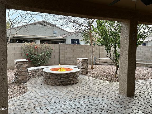 5th image of 7311 W Globe Avenue