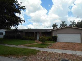 8600 SW 86th Ct, Miami, FL 33143