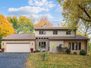 3628 Honey Hill Dr SE, Cedar Rapids, IA