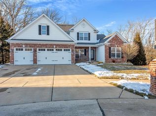 419 Hillington Dr, Eureka, MO