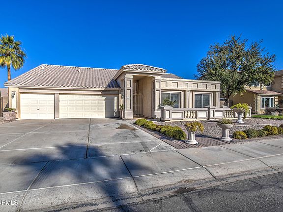4th image of 2672 E Arabian Dr