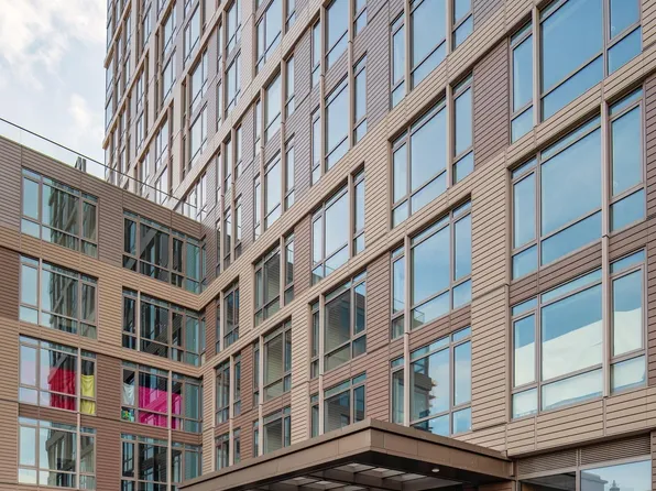 75 Park Lane South image 13 of 23