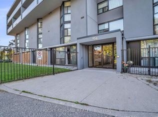 454 Centre St S #110, Oshawa, ON L1H4C2