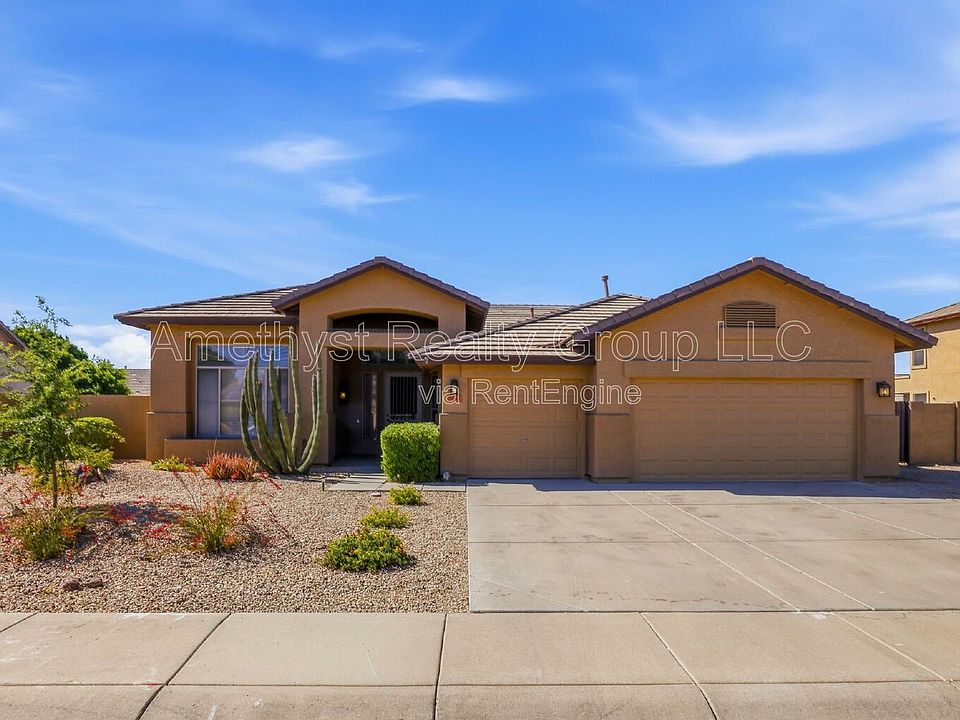 1st image of 7017 W Greenbriar Dr