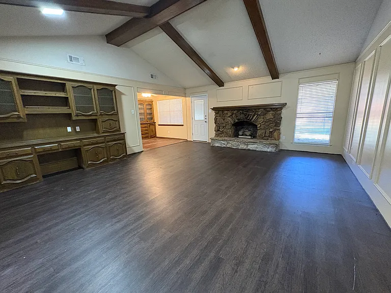 1025 Clover Dale Ln — Photo 3