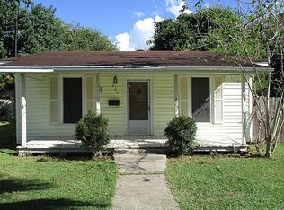 504 Humphrey Ave, Palacios, TX 77465