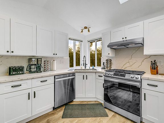 4th image of 4005 S 277th Pl