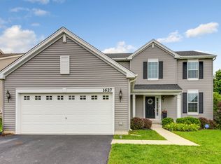 1627 Powderhorn Dr, Volo, IL