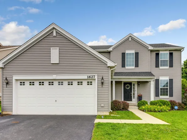 1627 Powderhorn Dr, Volo, IL 60020