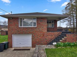 219 W Grace St, Old Forge, PA 18518