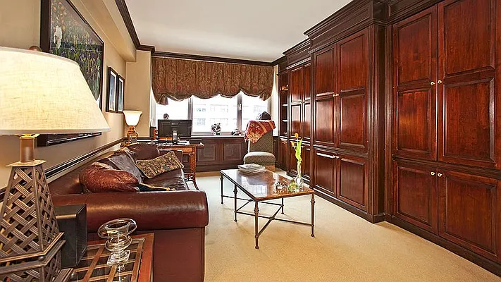 Sold by Fenwick Keats Real Estate | media 6