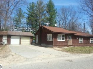 2126 W Jefferson Rd, Harrison, MI 48625