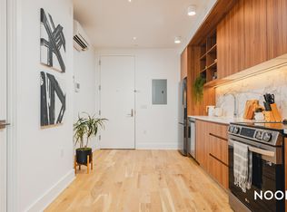 26-41 3rd St #708, Astoria, NY 11102
