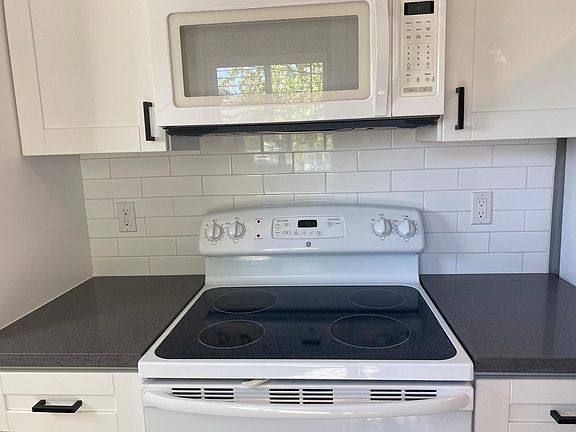 2nd image of 315 Atlanta Ave