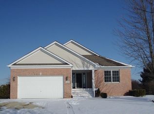 369 Emily Ct, Yorkville, IL 60560