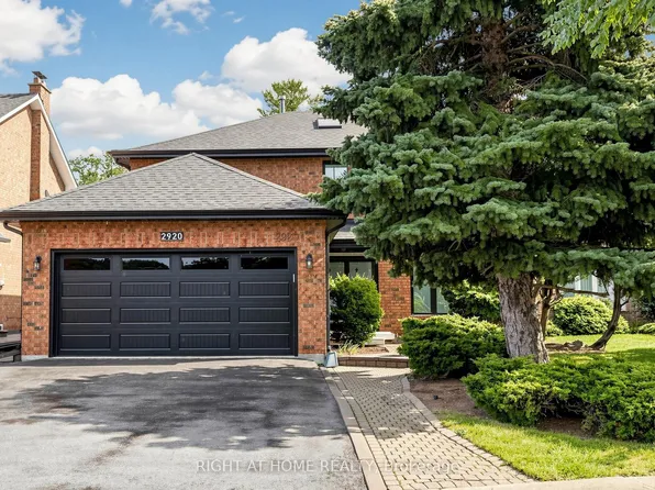 2920 Kingsway Dr, Oakville, ON L6J 6R2