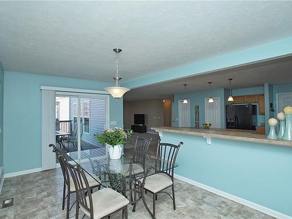 4th image of 4990 Hiddenview Ct