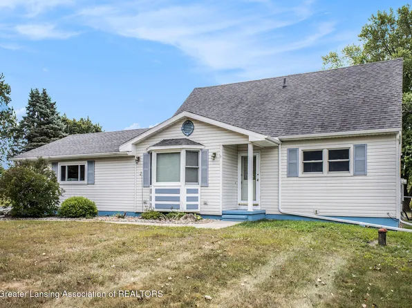 1655 W Howell Rd, Mason, MI 48854