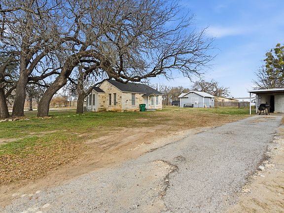 5th image of 1013 Tejas Ln