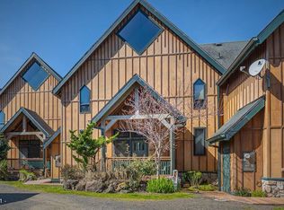 3420 NW Oceanview Dr UNIT A, Newport, OR