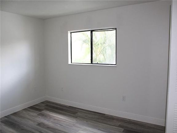 3rd image of 9472 Palm Cir S #1A