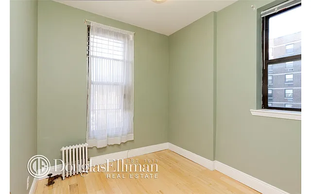 Sold by Douglas Elliman | media 16