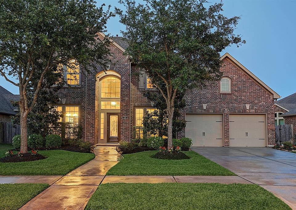1st image of 526 Ivory Stone Ln